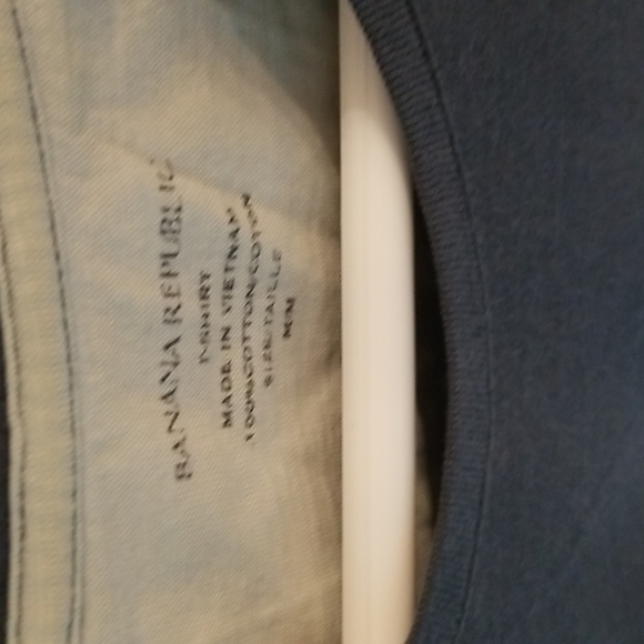 🎊SALE🎊 Banana Republic T-shirt 100% Cotton M - Picture 2 of 3